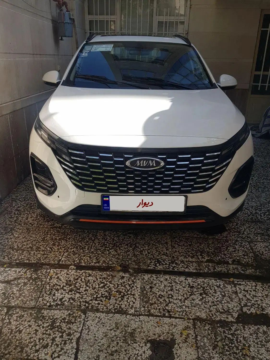 خودرو ام وی ام، X33 کراس آگهی ann_19863323