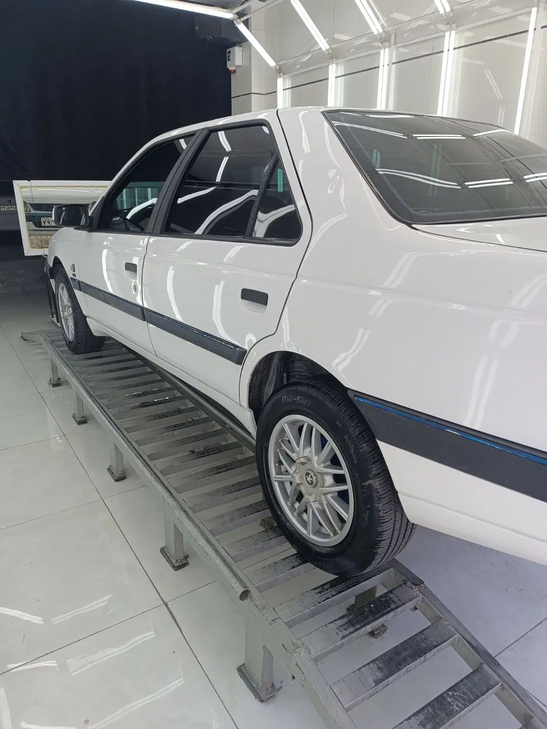 پژو 405 SLX بنزینی TU5 - 1394