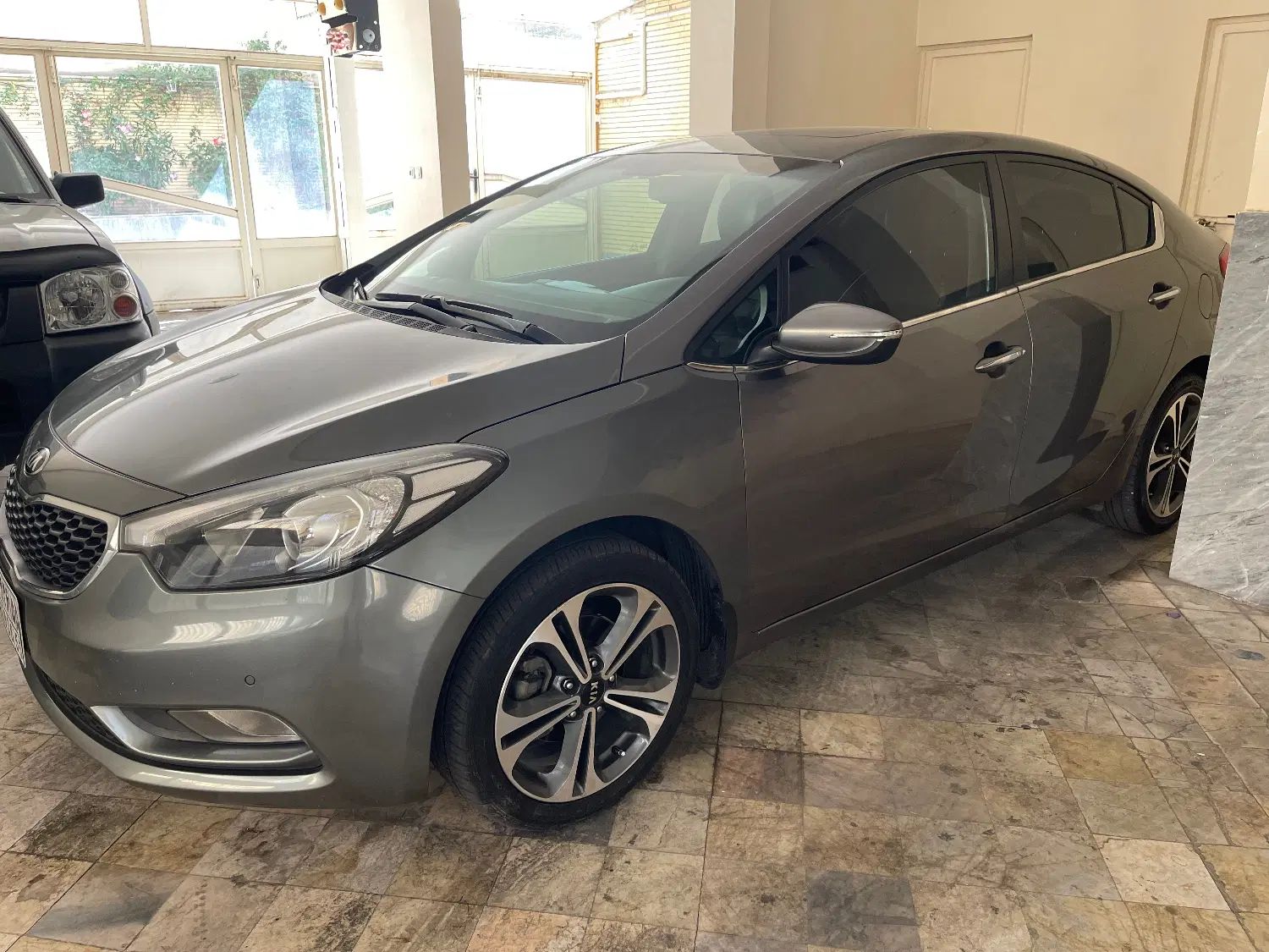 کیا سراتو 2.0 لیتر اتوماتیک GT لاین - 2015