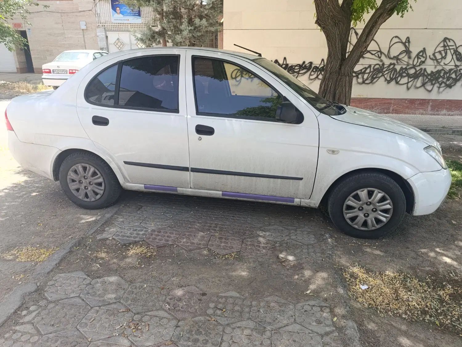تیبا صندوق دار SX - 1396