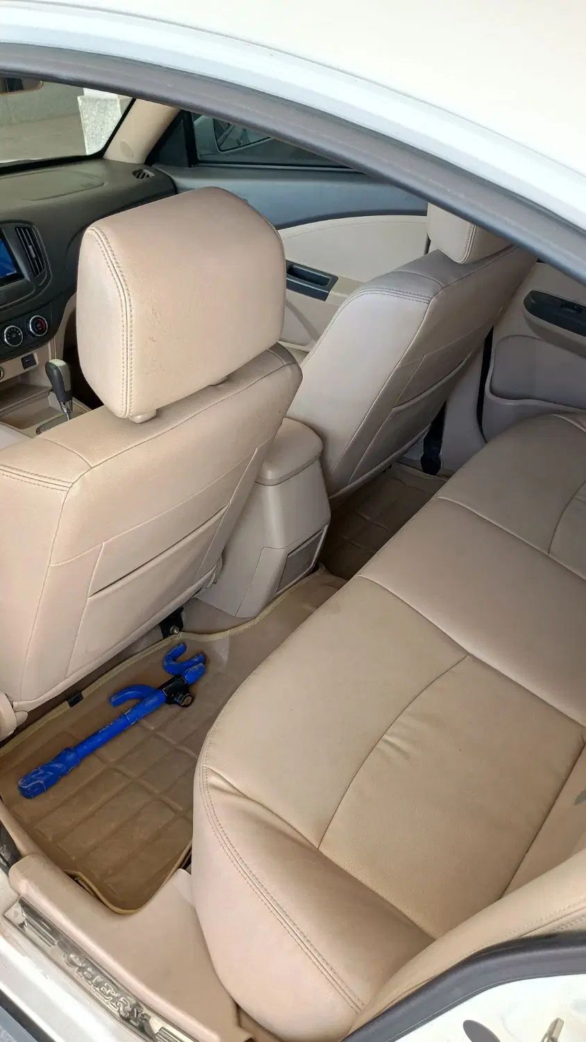 ام وی ام 550 اتوماتیک - 1395