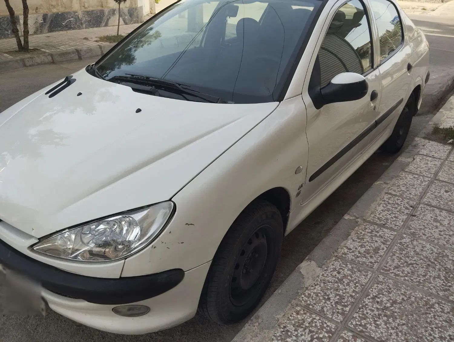 پژو ۲۰۶ صندوق دار v8 - 1393