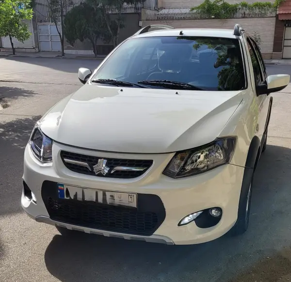 خودرو کوییک، معمولی آگهی ann_19864768