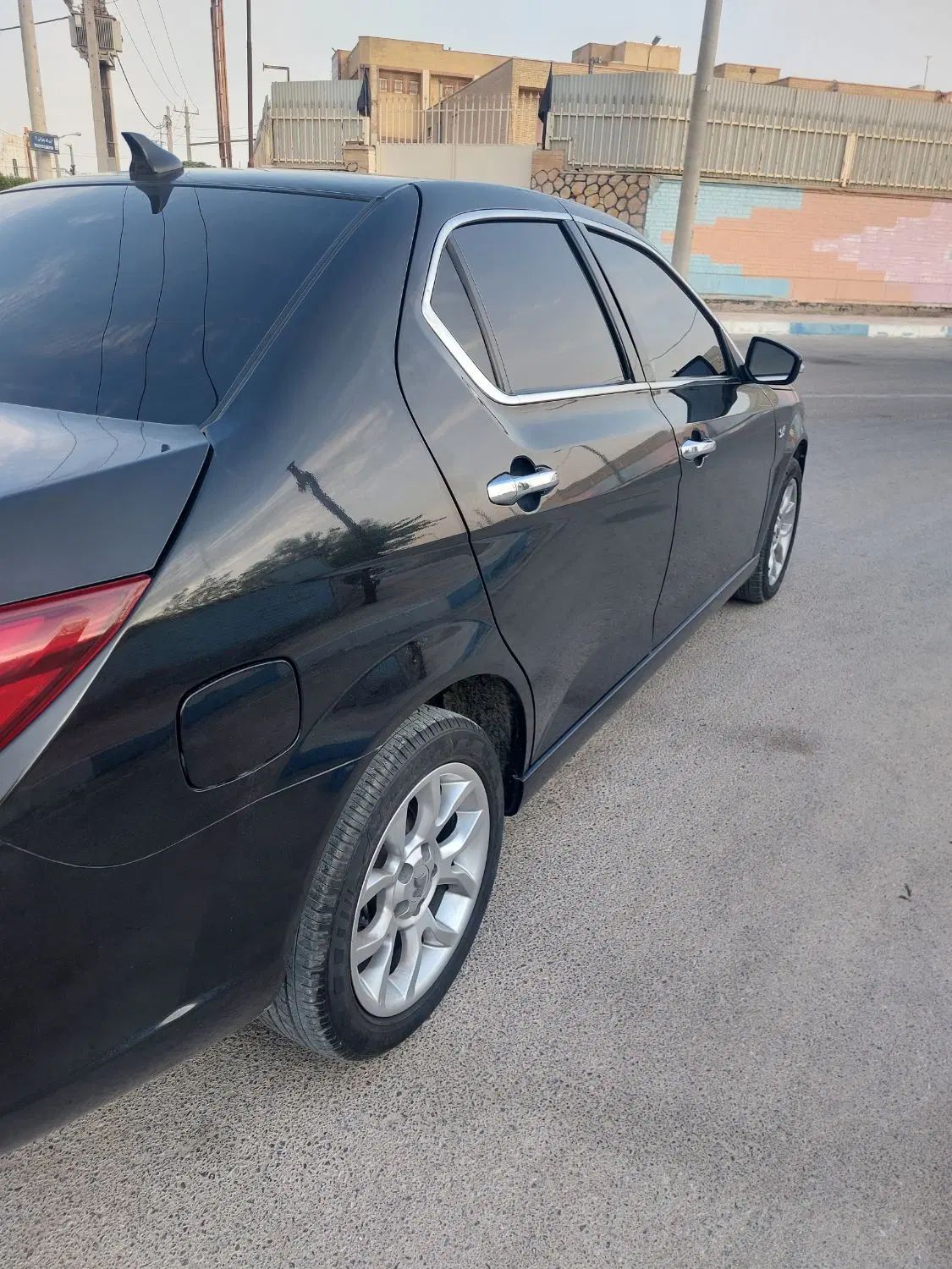 دنا پلاس توربو 6 دنده - 1401