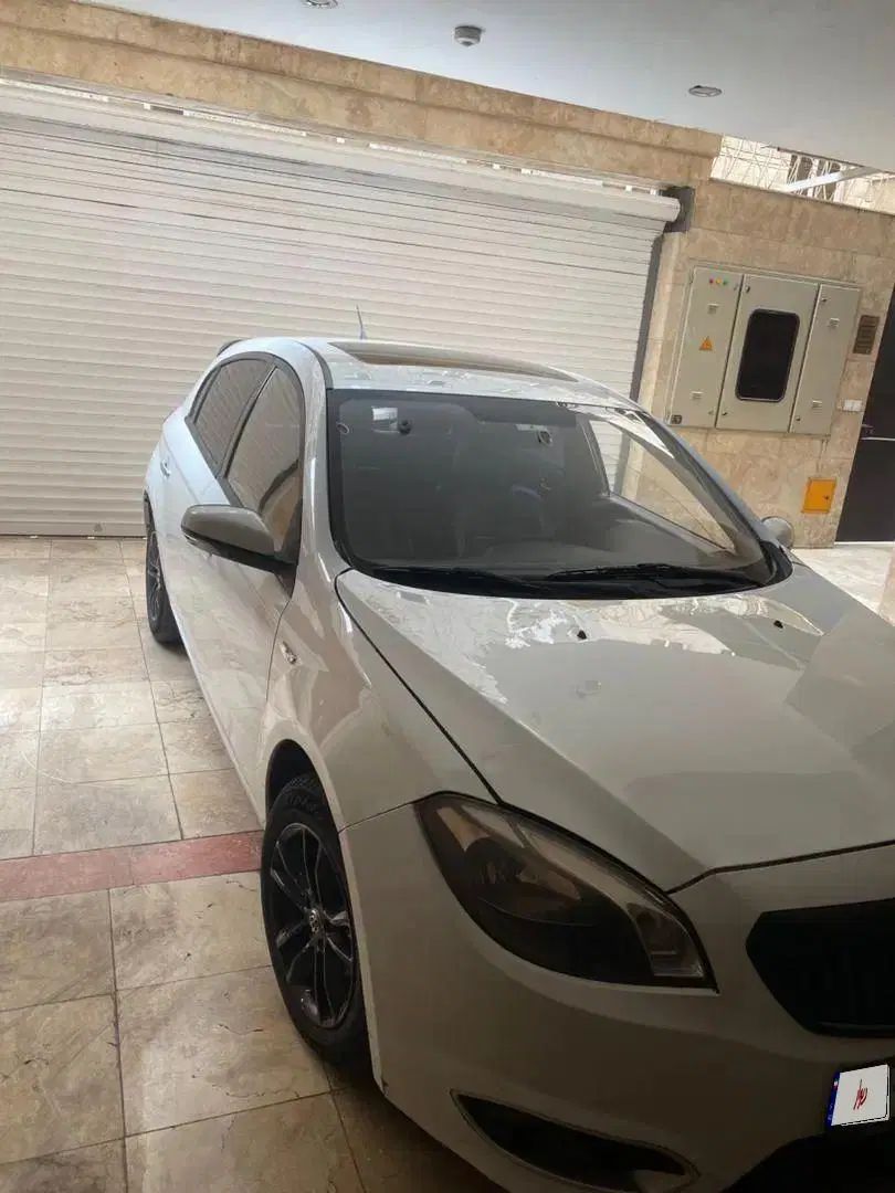 برلیانس H320 دنده‌ای 1500 - 1396