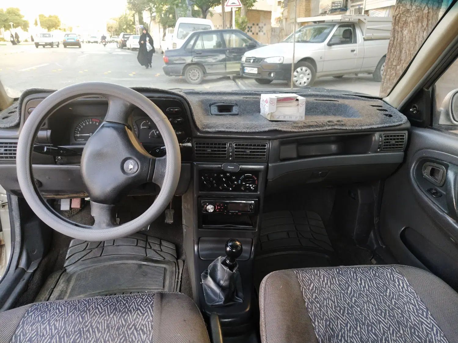دوو سیلو سدان - 1381