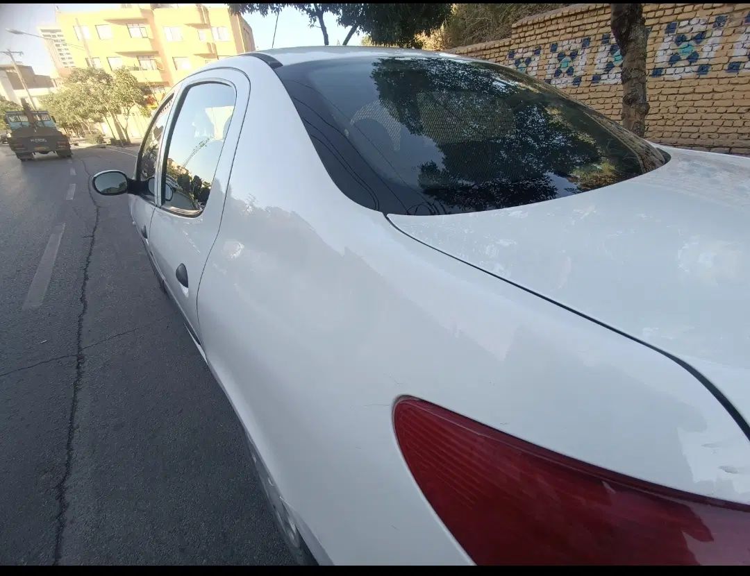 پژو ۲۰۶ صندوق دار v8 - 1394