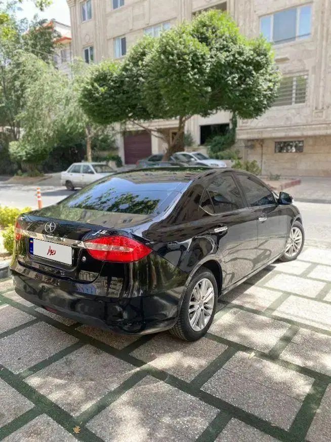 خودرو جک، J5 آگهی ann_19865180