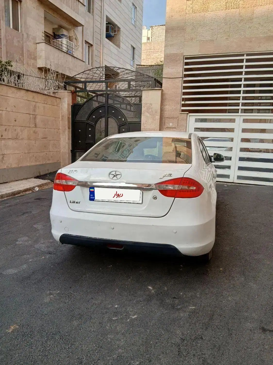 جک J5 اتوماتیک - 1394