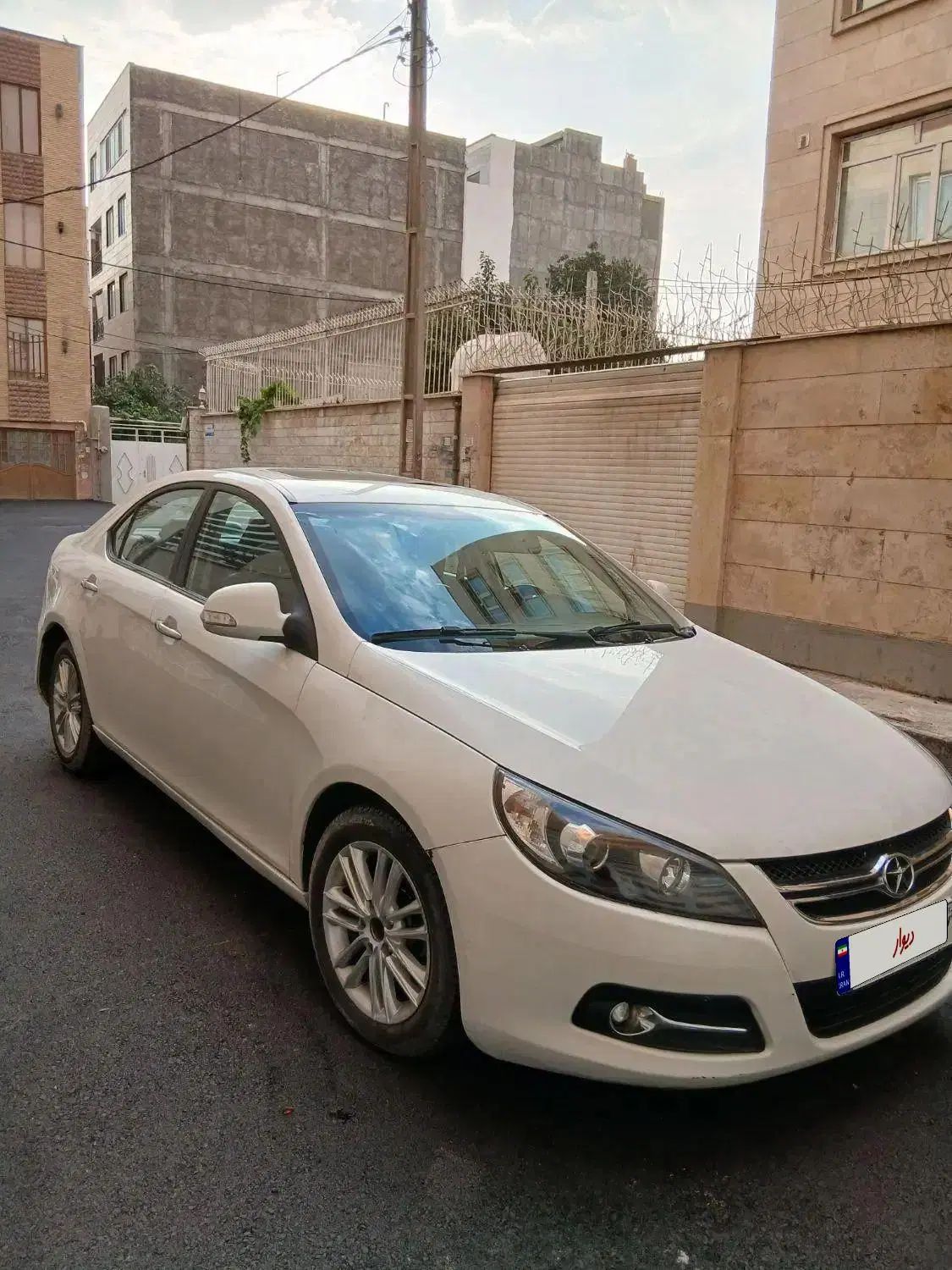 خودرو جک، J5 آگهی ann_19865401