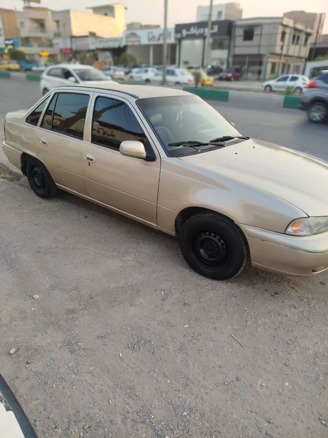 دوو سیلو سدان - 1381