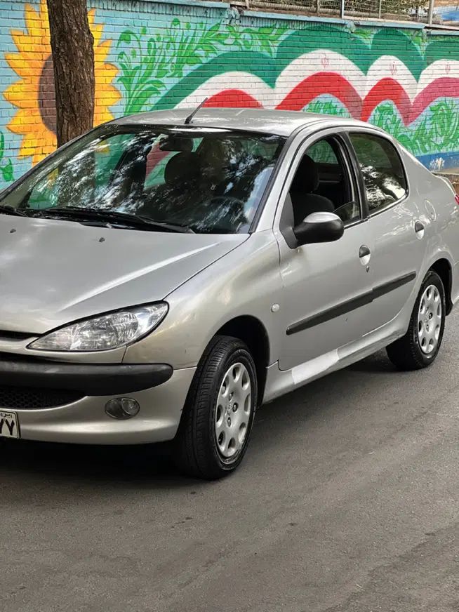 پژو ۲۰۶ صندوق دار v8 - 1390