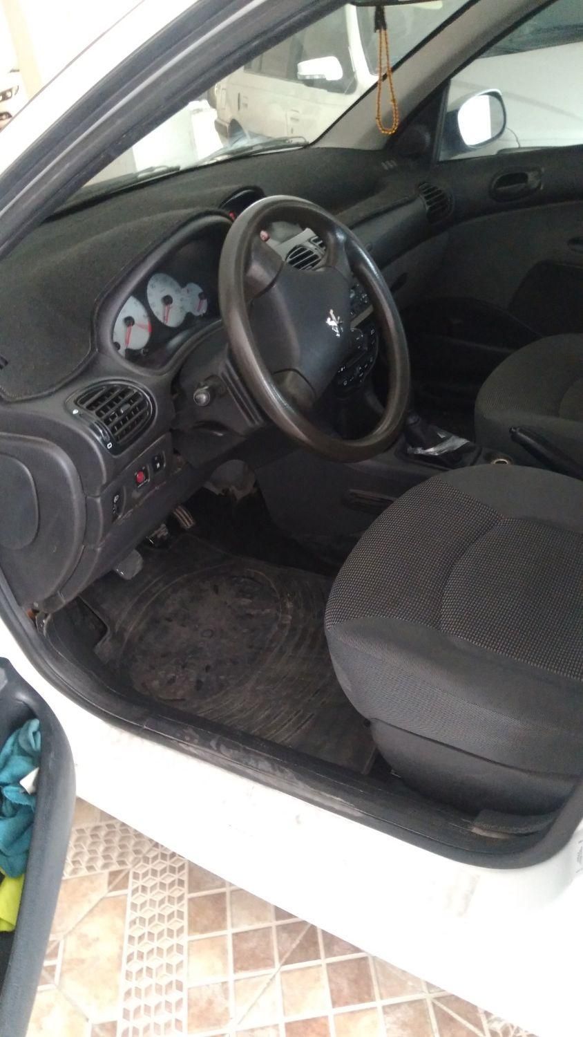 پژو ۲۰۶ صندوق دار v8 - 1395