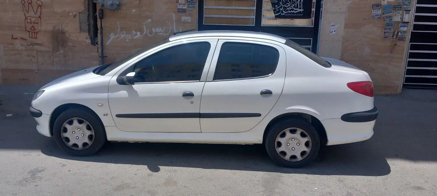 پژو ۲۰۶ صندوق دار v8 - 1396