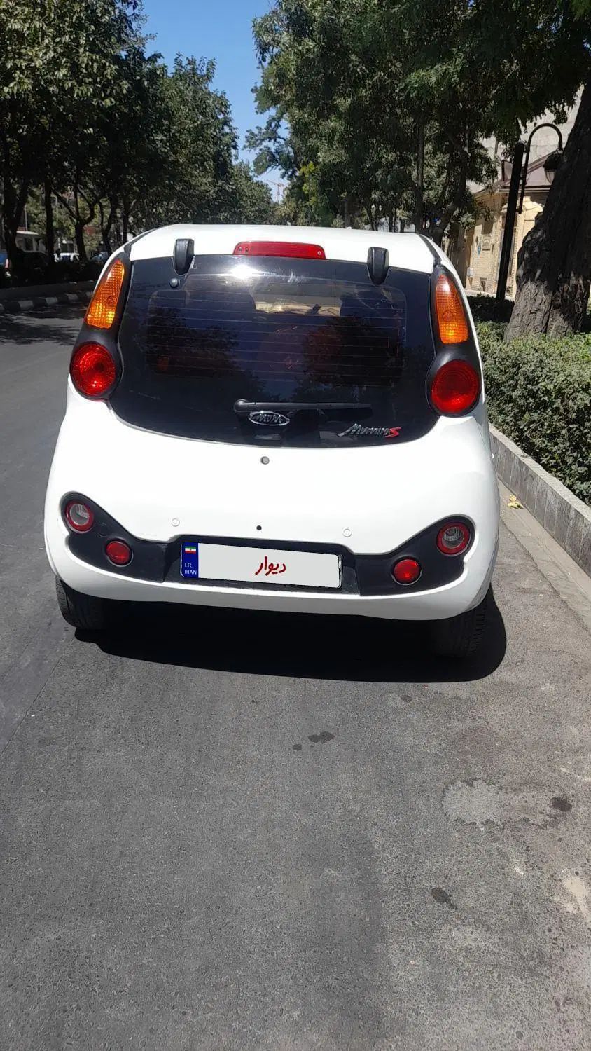 خودرو ام وی ام، 110S آگهی ann_19865909