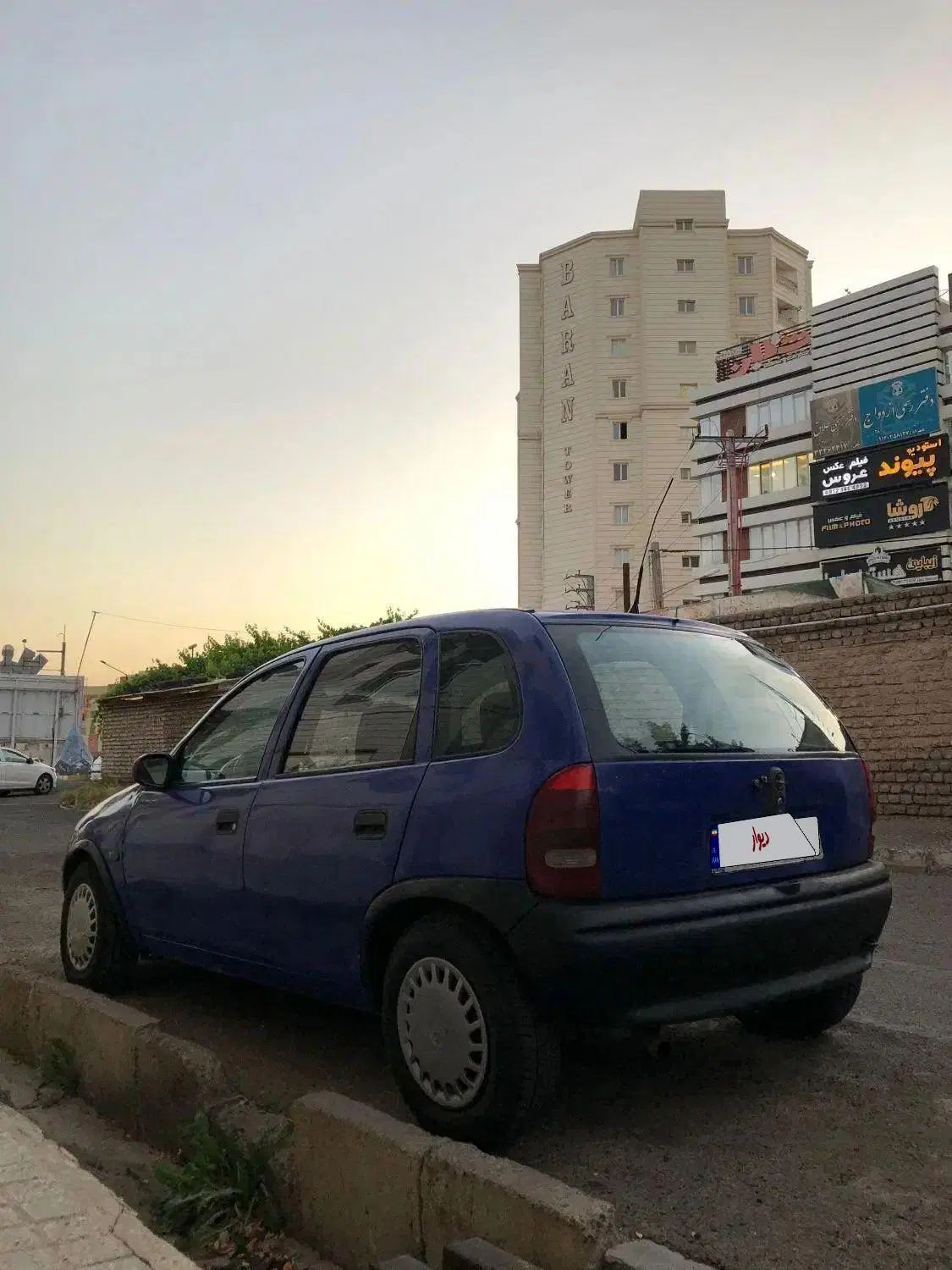 اپل کورسا دنده‌ای-D - 1994