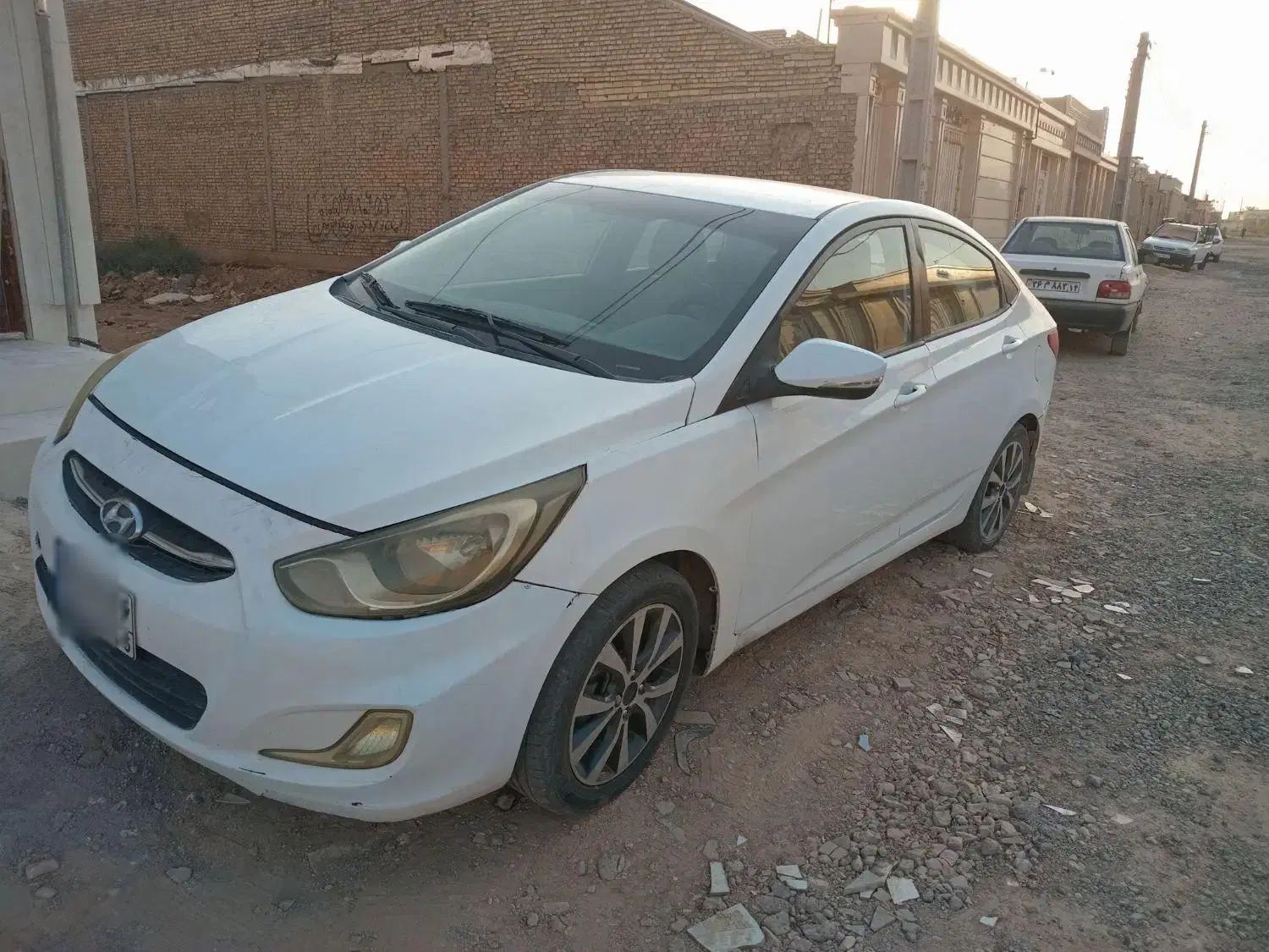 هیوندای اکسنت جی‌ال‌اس - 2016