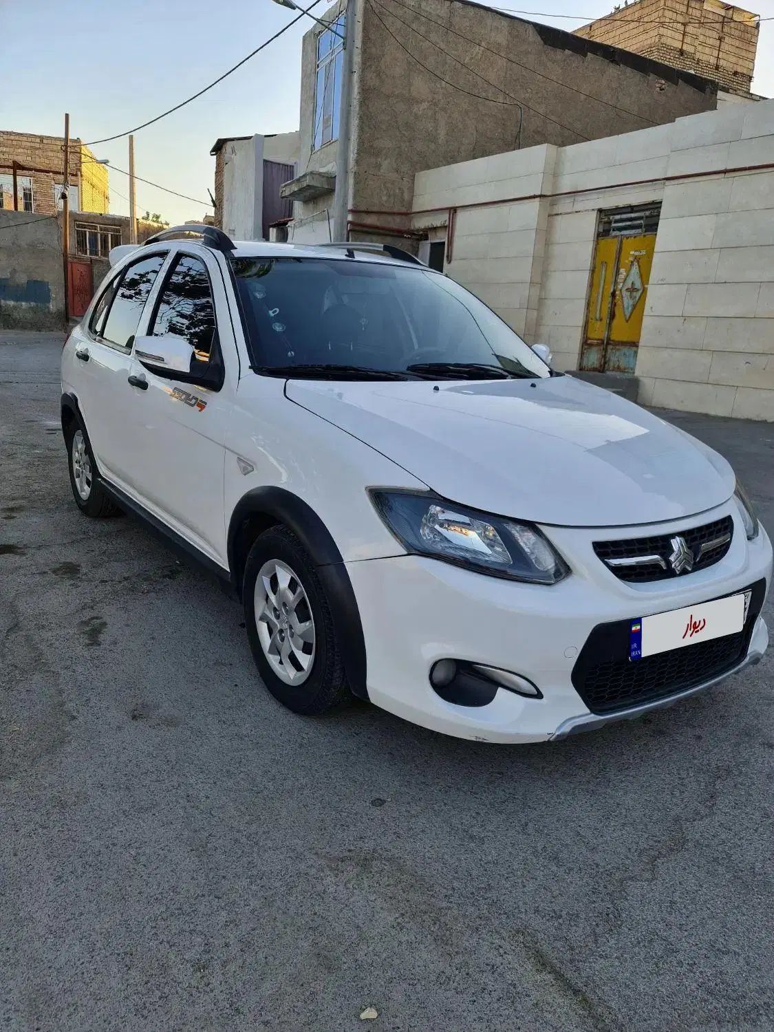 خودرو کوییک، معمولی آگهی ann_19866461