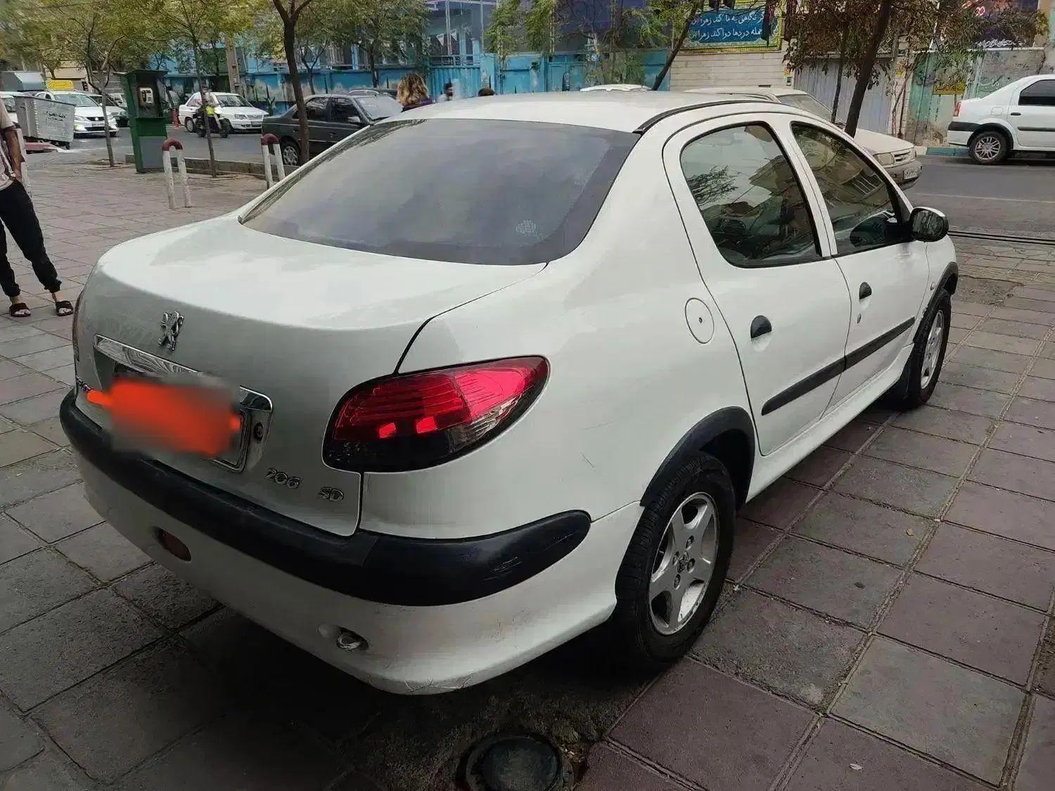 پژو ۲۰۶ صندوق دار v8 - 1388