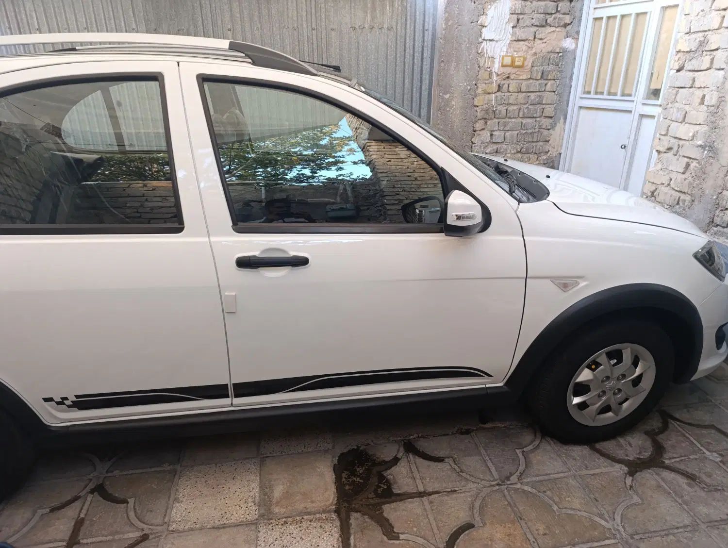 خودرو کوییک، R آگهی ann_19866860