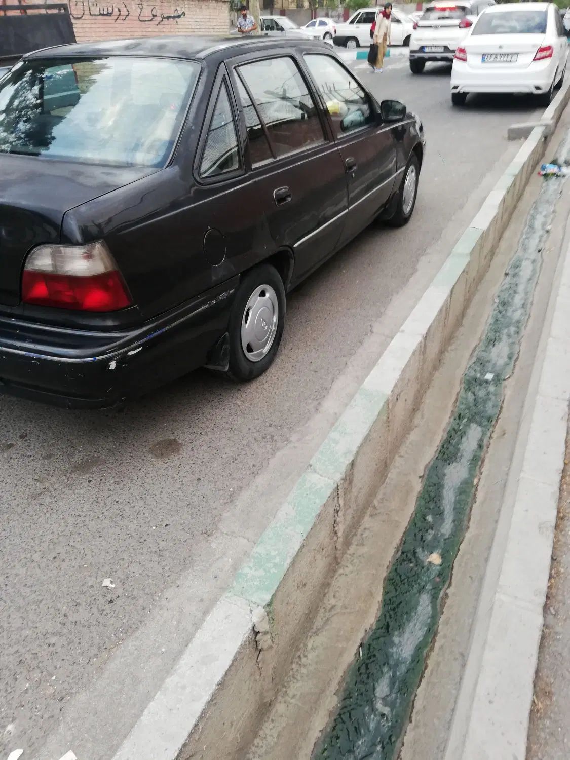 دوو سیلو سدان - 1381