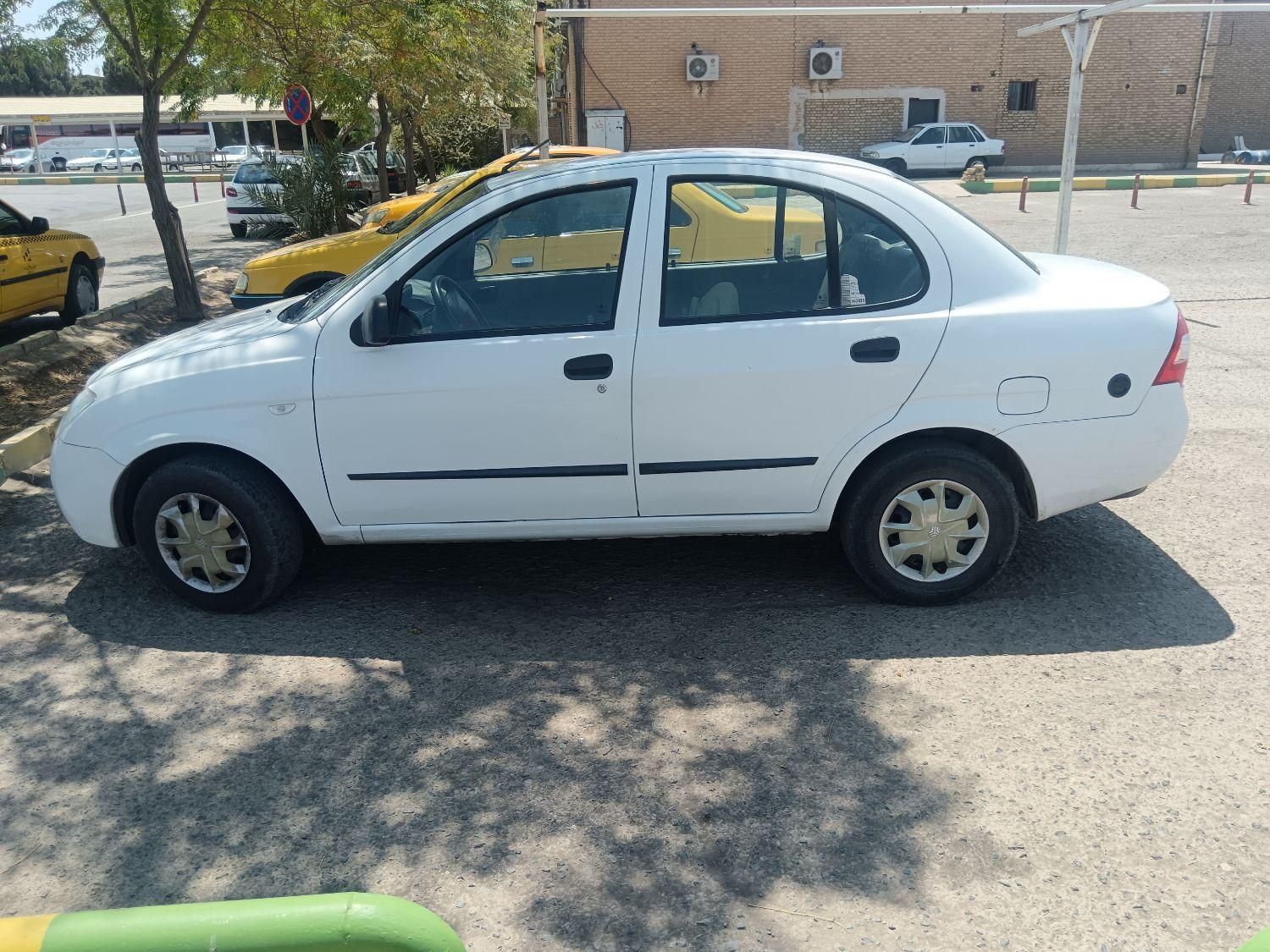تیبا صندوق دار SX - 1397