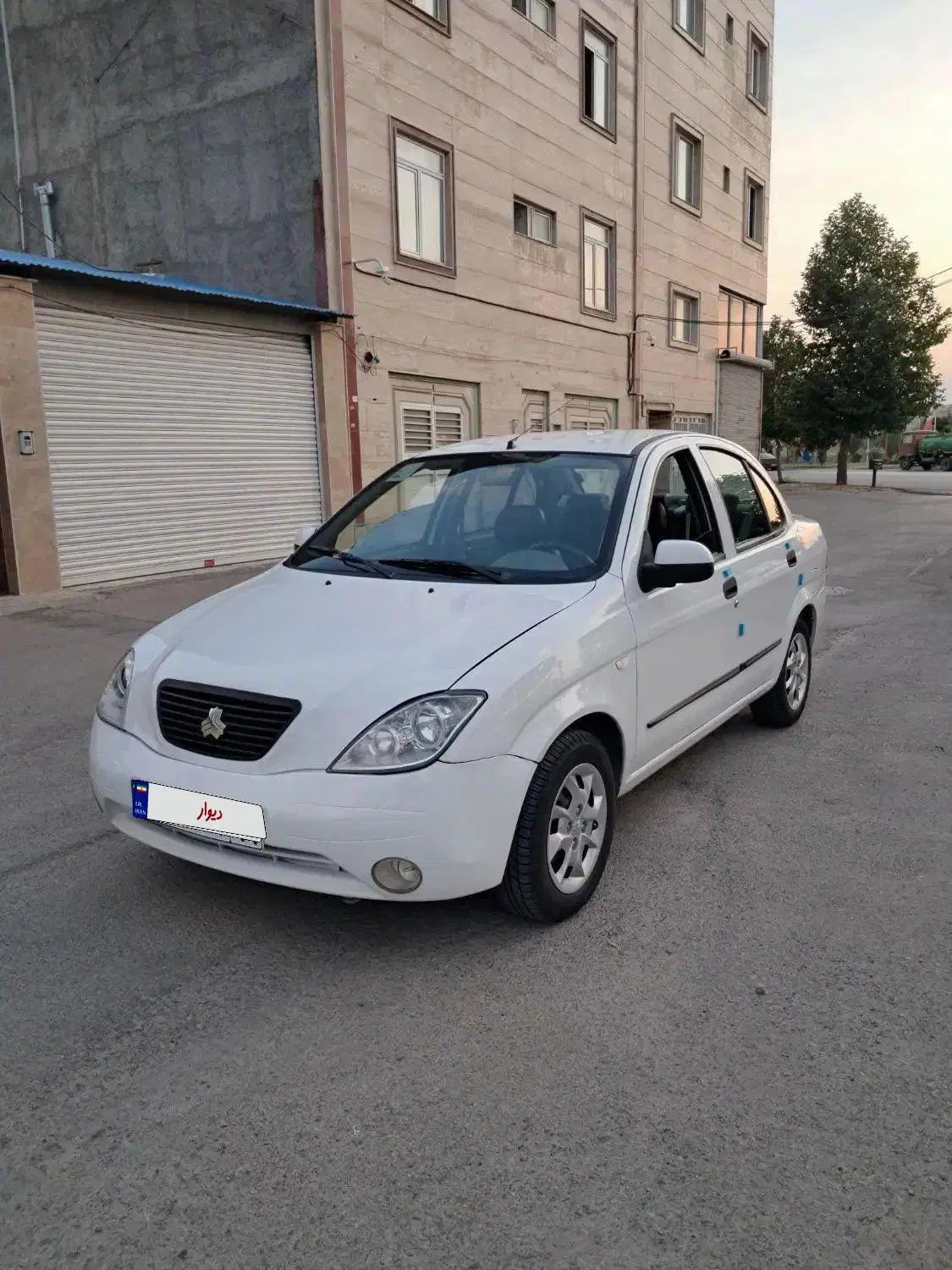تیبا صندوق دار SX - 1399