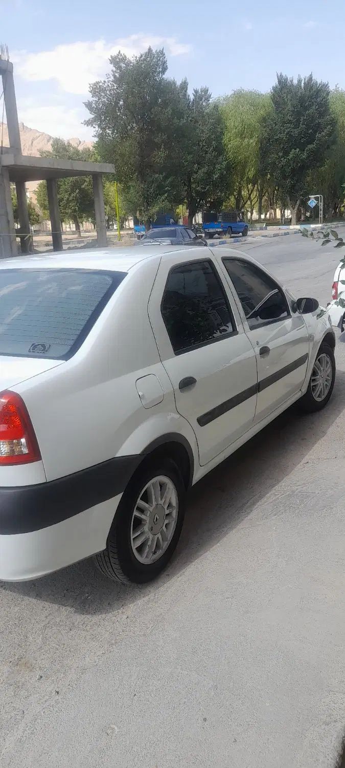 رنو تندر 90 E2 - 1393