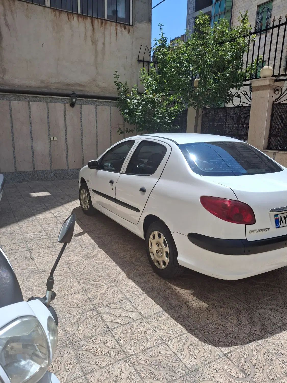 پژو ۲۰۶ صندوق دار v8 - 1399