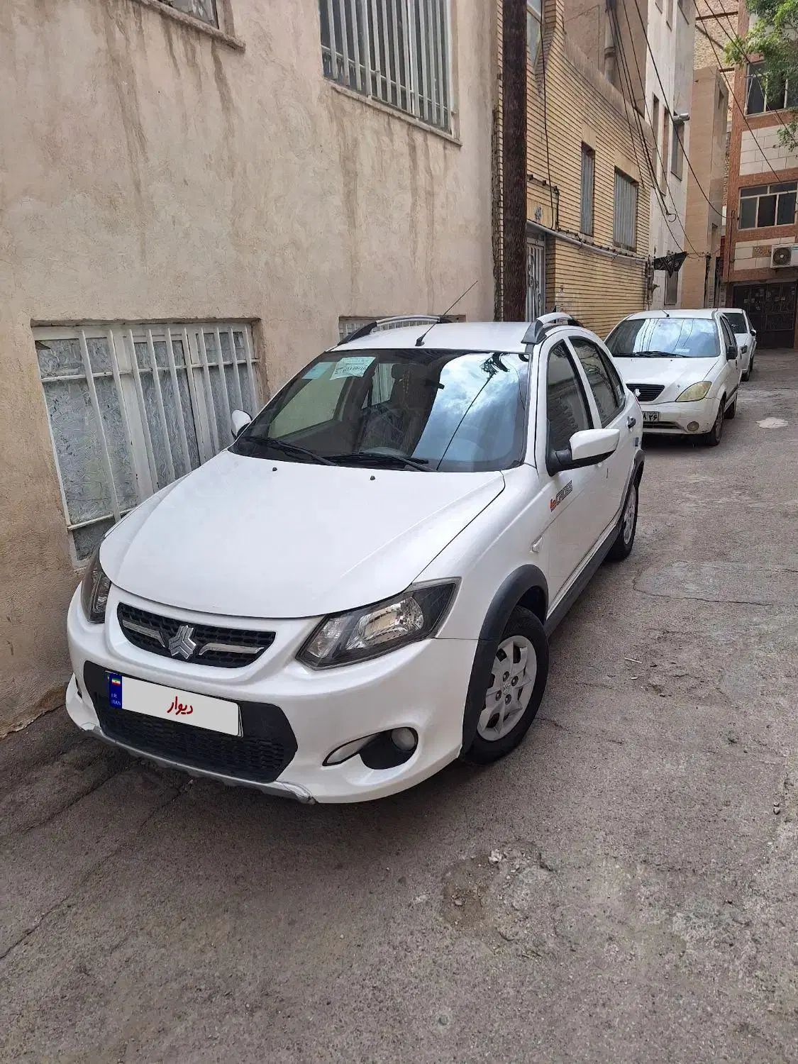 خودرو کوییک، معمولی آگهی ann_19868134
