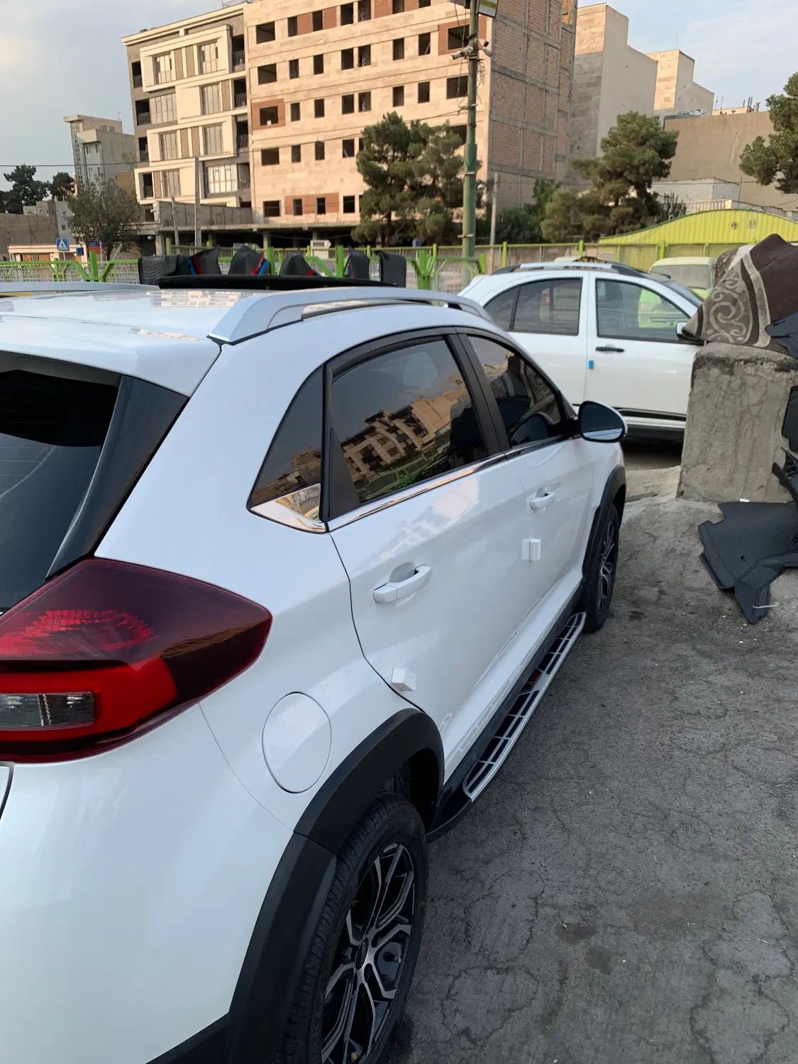 ام وی ام X22 پرو دنده‌ای - 1403