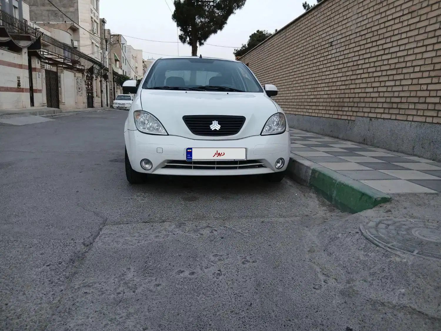 تیبا صندوق دار SX - 1391