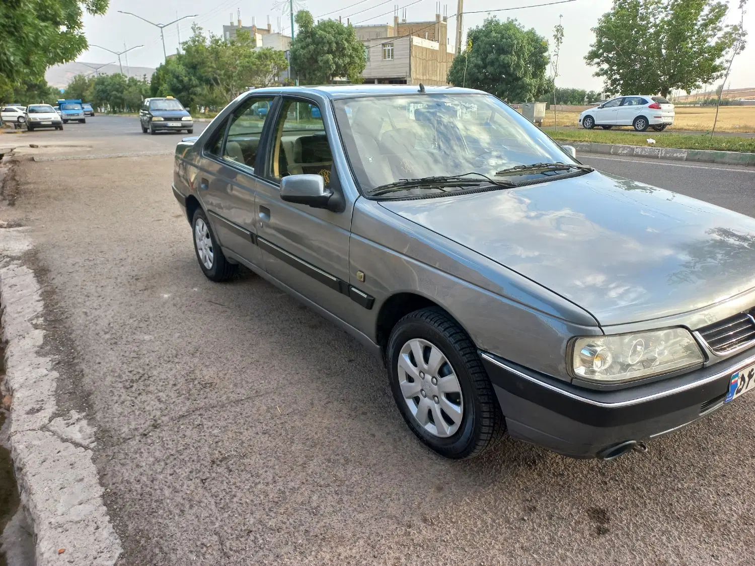 پژو 405 SLX بنزینی  XU7 - 1390