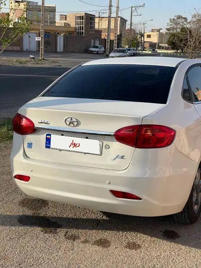 جک J4 اتوماتیک ساده - 1400