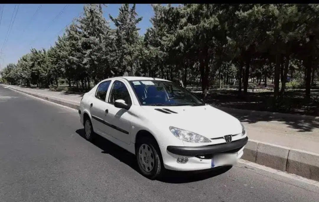 پژو ۲۰۶ صندوق دار v8 - 1390