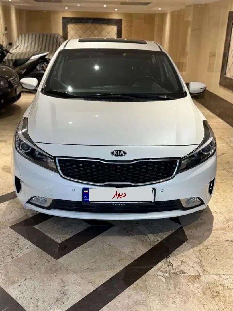 کیا سراتو 2.0 لیتر اتوماتیک GT لاین - 2017