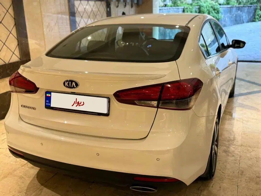 کیا سراتو 2.0 لیتر اتوماتیک GT لاین - 2017