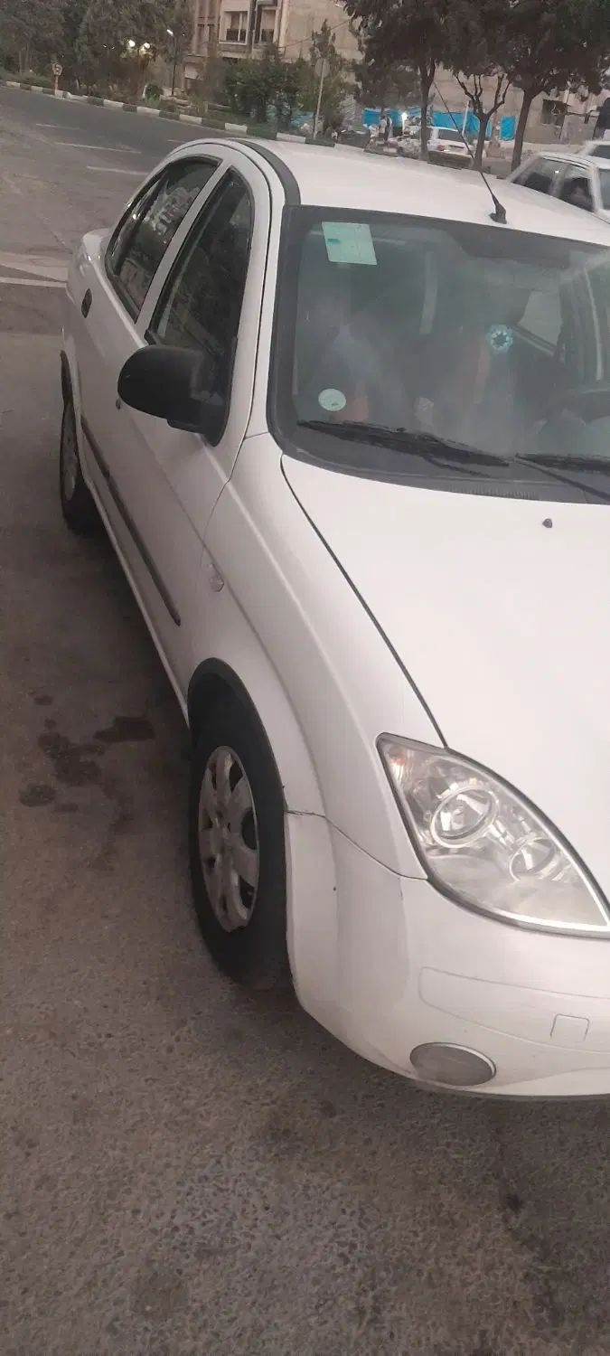 تیبا صندوق دار SX - 1400