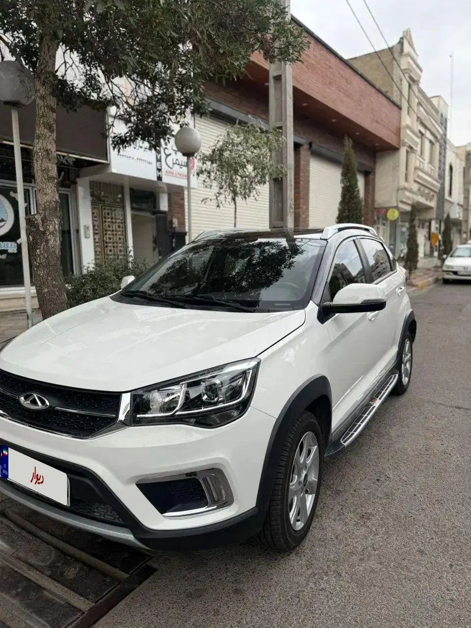 خودرو ام وی ام، X22 آگهی ann_19870150