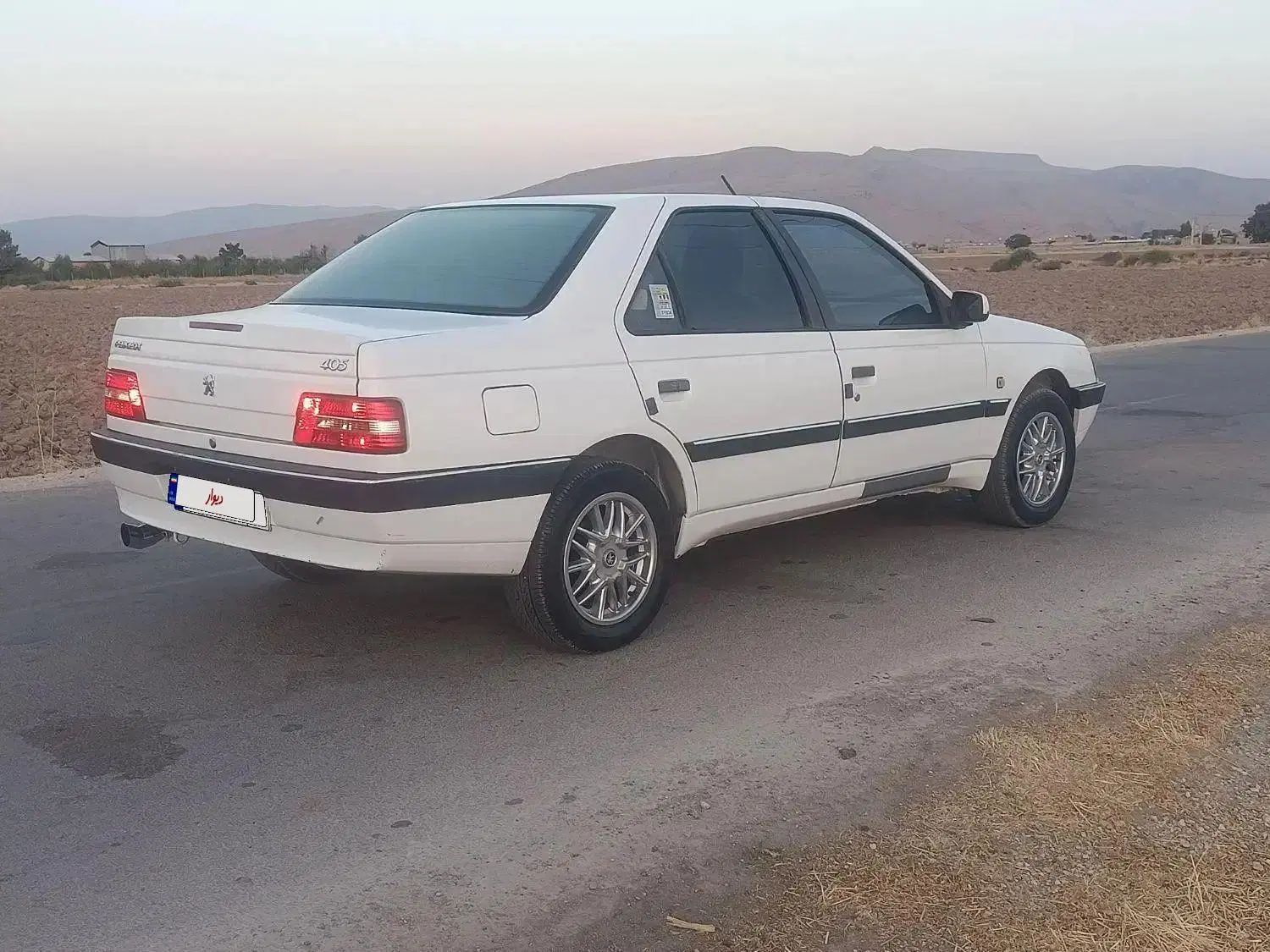 پژو 405 SLX بنزینی TU5 - 1397