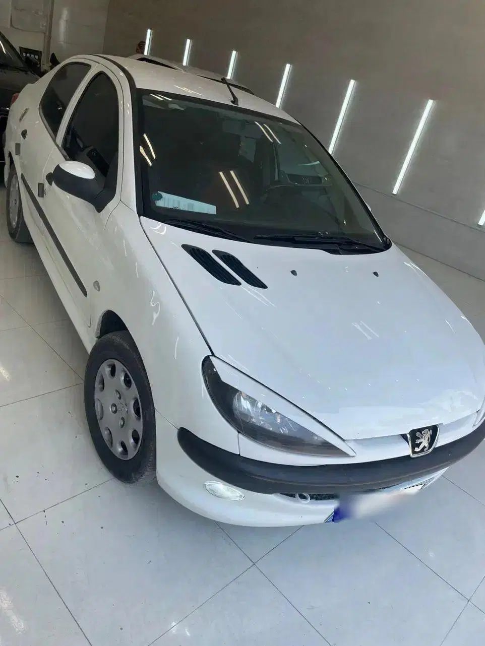پژو ۲۰۶ صندوق دار v8 - 1394