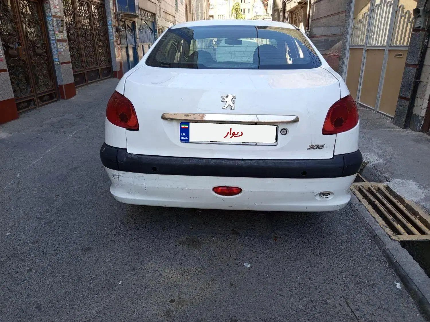 پژو ۲۰۶ صندوق دار v8 - 1390