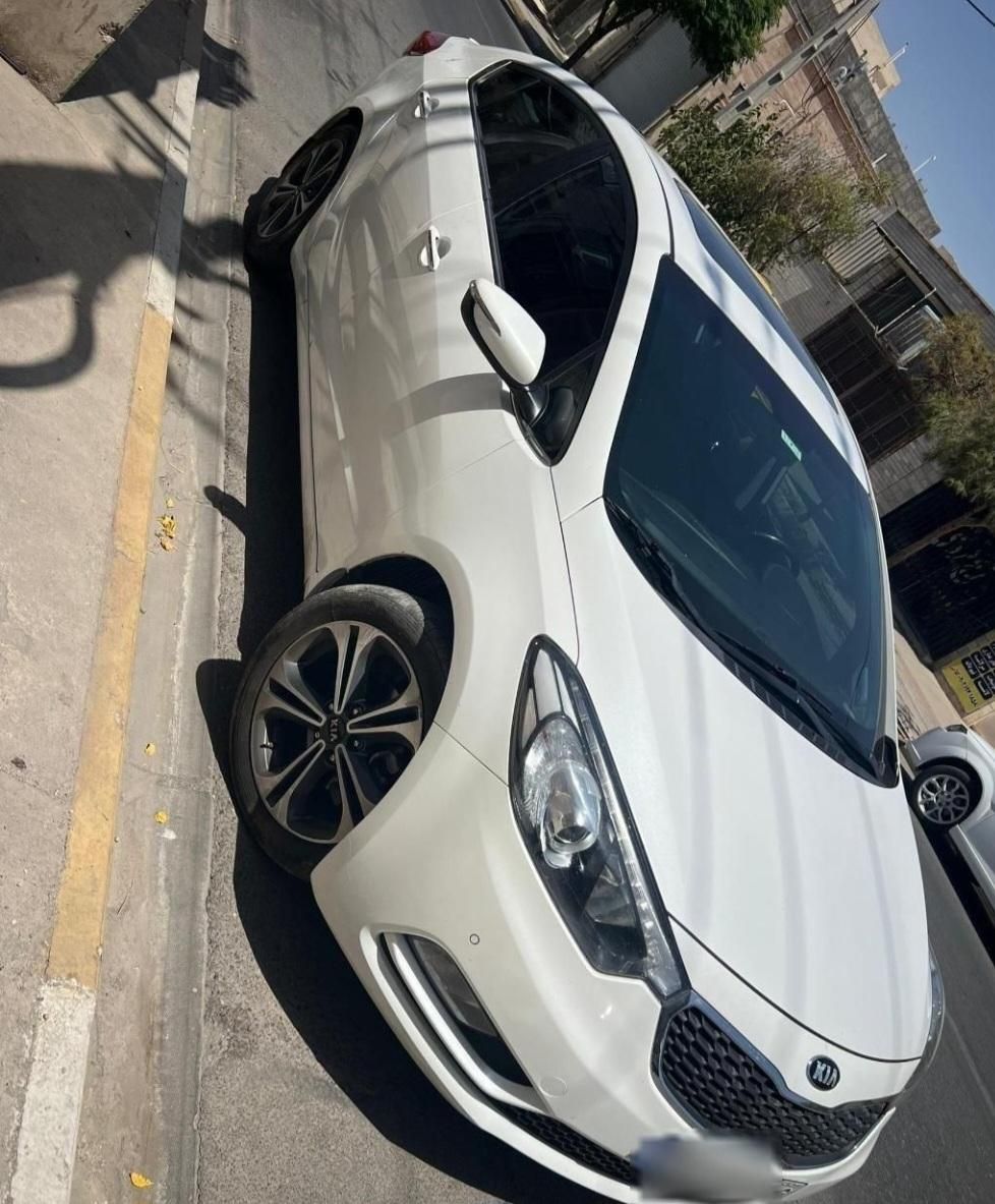 کیا سراتو 2.0 لیتر اتوماتیک GT لاین - 2015