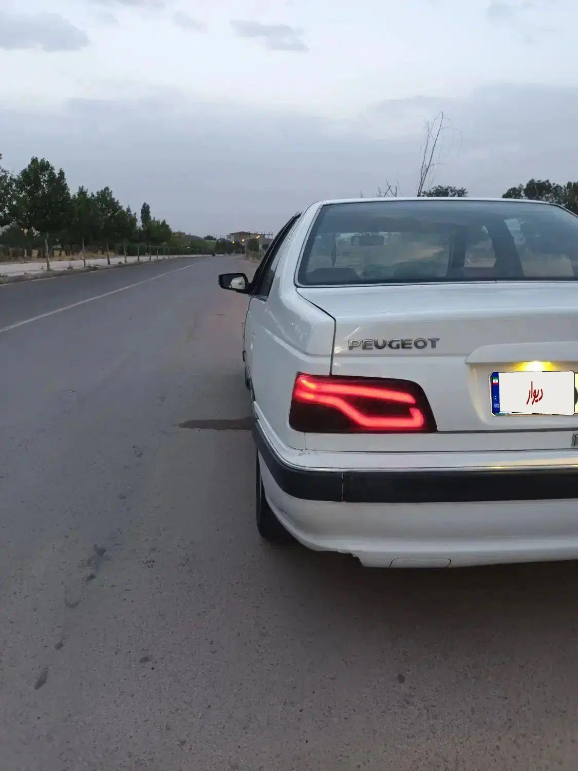 پژو پارس XU7ساده - 1388