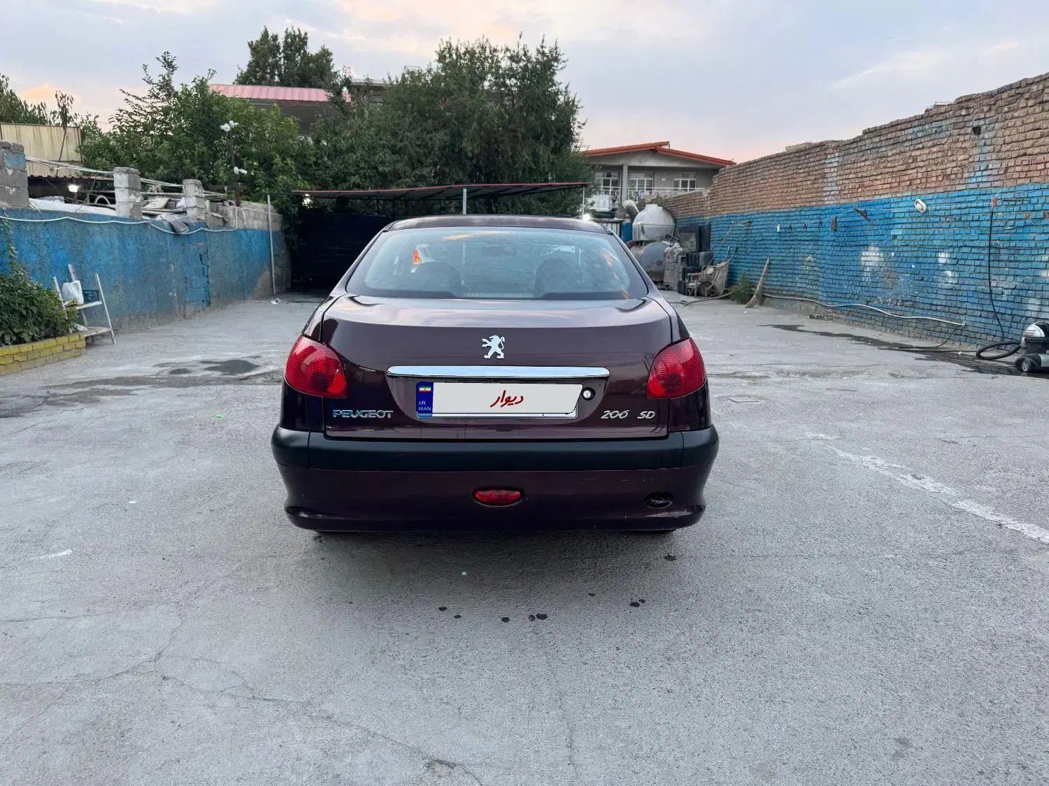 پژو ۲۰۶ صندوق دار v8 - 1388