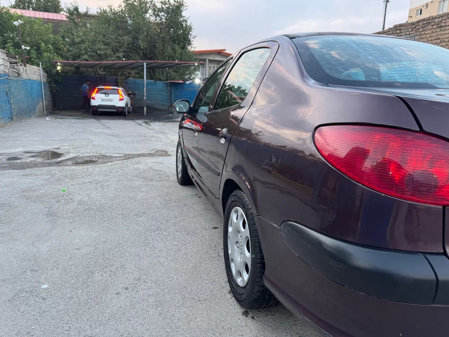 پژو ۲۰۶ صندوق دار v8 - 1388