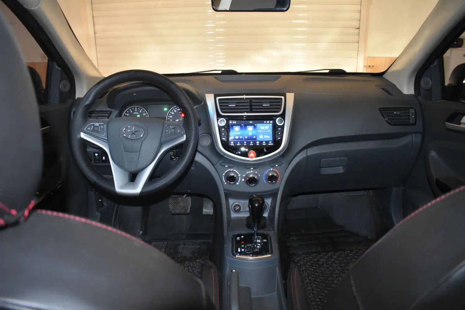 جک J4 اتوماتیک ساده - 1403