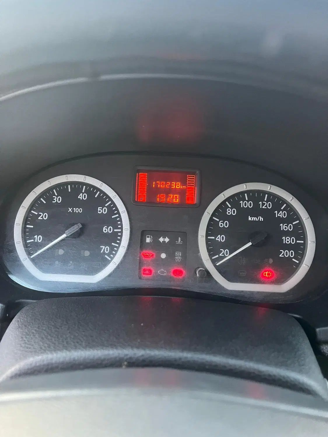 رنو تندر 90 E2 - 1393