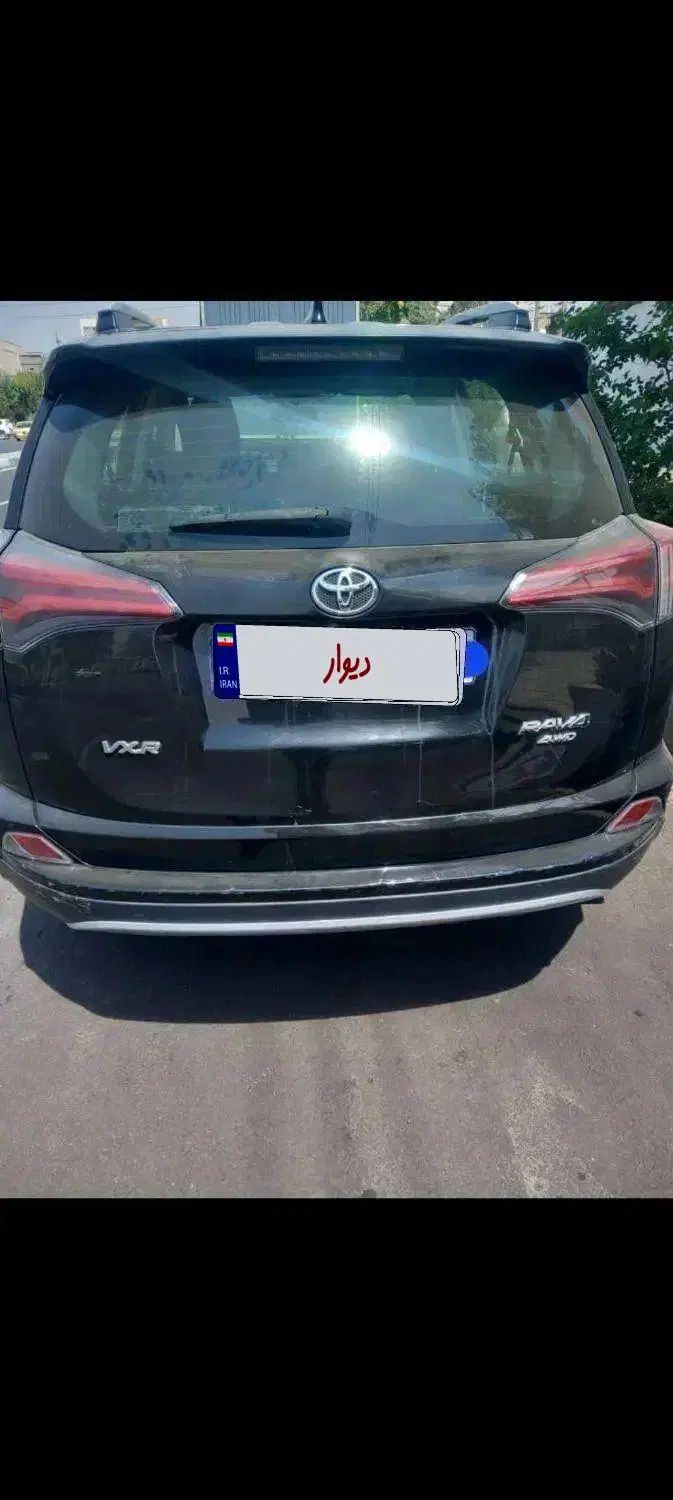 تویوتا راو 4 فول - 2016