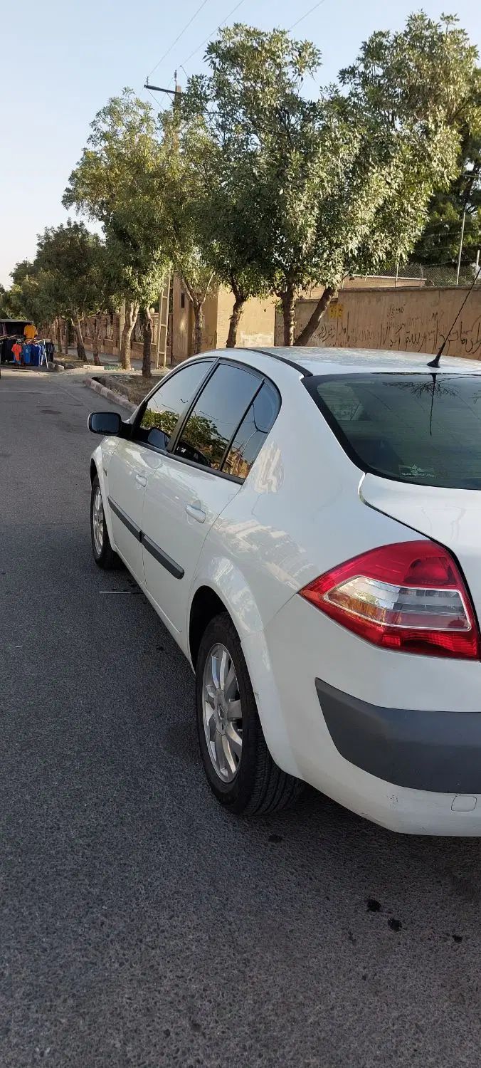 رنو مگان پارس خودرو 2000 - 1391